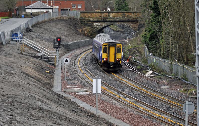 156432 At Gas Works Bridge : 156432 on Sunday 24th Jan 2016 passing under the Gas Works bridge on its way to Queen Street on a passenger service.
The line to the left is the New Anniesland Chord Photo of 156432 At Gas Works Bridge