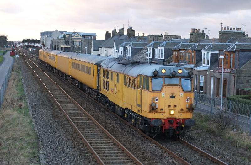 Photo of 31233 at Carnoustie