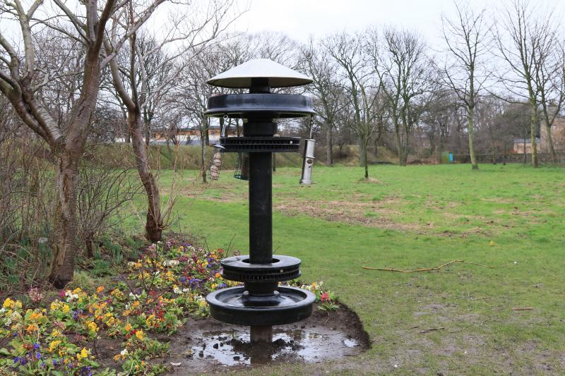 Photo of Wheel Birdtable