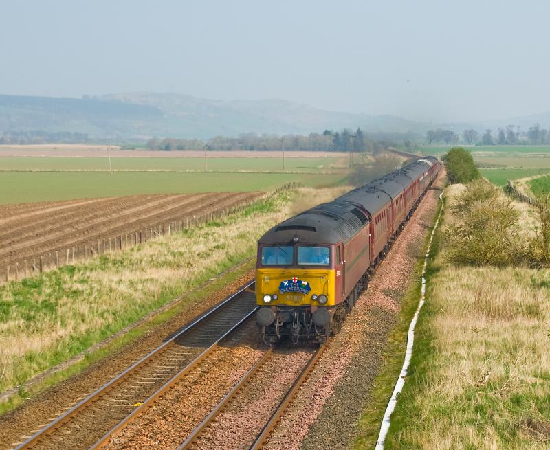 57601: 57601 heads south at Forteviot Photo of 57601
