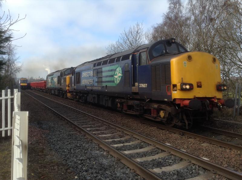 Class 37: Class 37's 37607 and 37218 plus DMU 170396 through Stirling at 15.28 Photo of Class 37