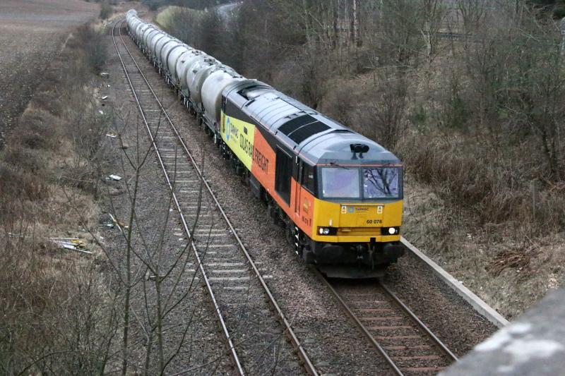 Photo of 60076 on 6H51 - Oxwellmains - Inverness Cement