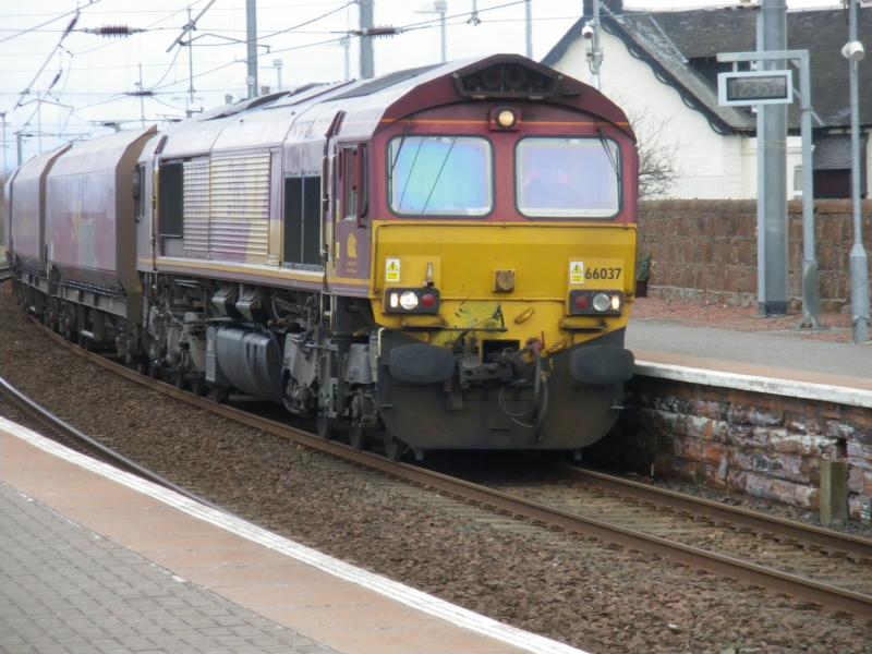 Coal from Hunterston: DBS 66037 with a loaded train to Ratcliffe on 21/03/16 slowing through Newton-on-Ayr Photo of Coal from Hunterston