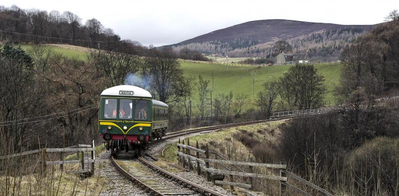 KDR SPIRIT OF SPEYSIDE WITH 2PM EX DUFFTOWN EASTER SAT. 2016.jpg: SLOWLY COMING OFF THE FIDDICH VIADUCT AT DUFFTOWN Photo of KDR SPIRIT OF SPEYSIDE WITH 2PM EX DUFFTOWN EASTER SAT. 2016.jpg