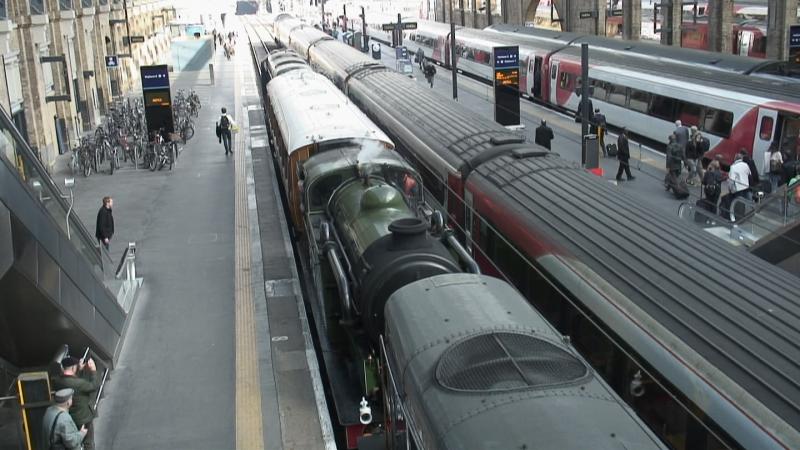 kings cross london 5.4.2016: un-veiling statue of sir nigel gresley Photo of kings cross london 5.4.2016