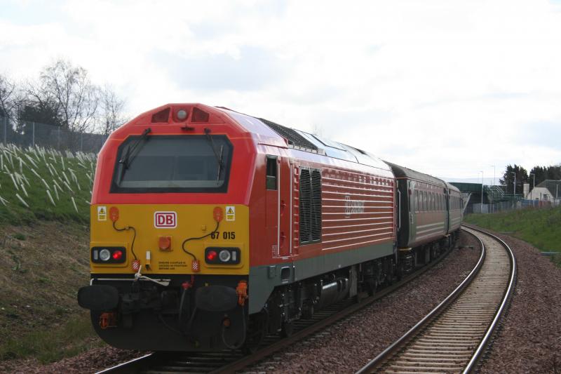 67015 @ Shawfair: 67015 being dragged by Deltic D9009 at Shawfair 9/4/2016 Photo of 67015 @ Shawfair