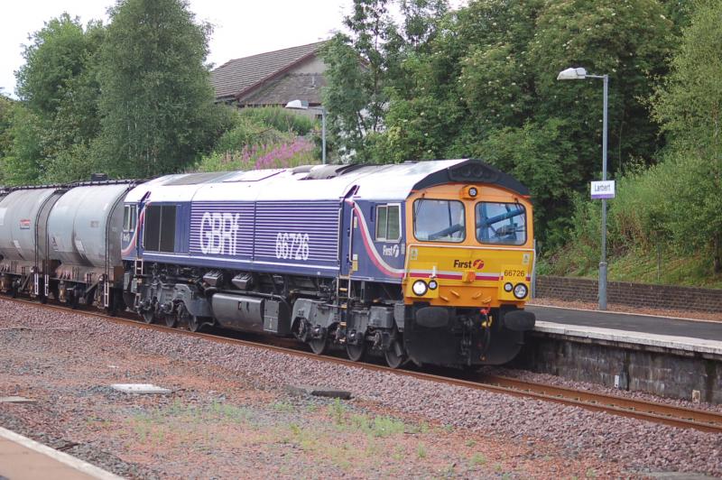 6s60 passing Larbert: 6s60 Passing Larbert on 8th July 2008 @1525 Photo of 6s60 passing Larbert