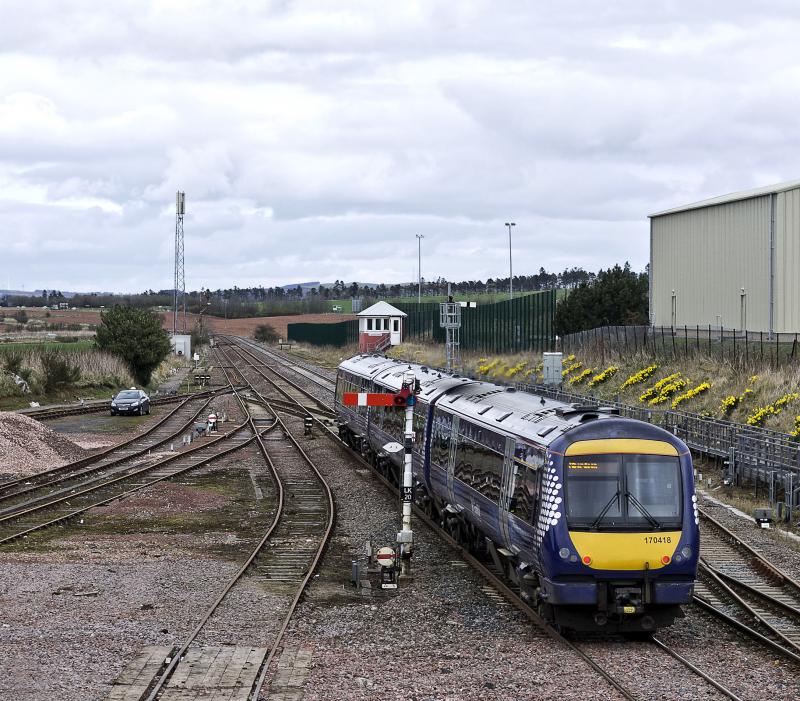 Photo of 170418 HEADS NORTH AT LAURENCEKIRK 15.4.16.jpg