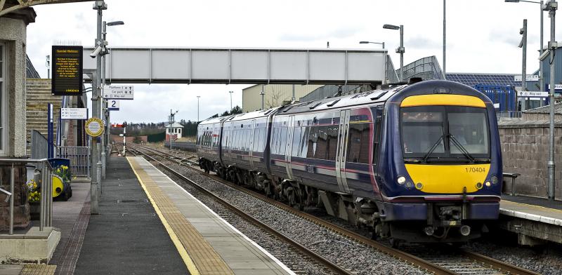 170404 SLAMS THRO' LAURENCEKIRK HEADING SOUTH 15.4.16.jpg: Photo of 170404 SLAMS THRO' LAURENCEKIRK HEADING SOUTH 15.4.16.jpg