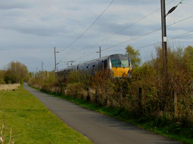 334023 at Milton: 334023 passes Milton while forming the 2V64 16:26 Dumbarton Central to Springburn on Friday 6th May 2016. Photo of 334023 at Milton