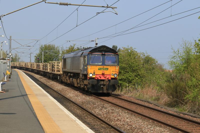 6K40: 66419 on 6K40 09.10 Montrose to Mossend passing Newcraighall on 08/05/2016 Photo of 6K40