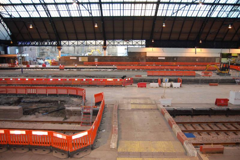 Straight Across : 09/05/16 Looking straight across the width of the Station Photo of Straight Across