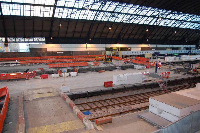 Nearer to Platform Ends: 09/05/16
A bit nearer to the platform beginnings Photo of Nearer to Platform Ends