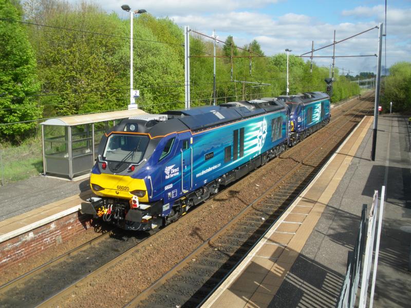 DRS Duo: 68019 pulling dead 68020 pause for a red signal at Holytown, on a light engine move from Motherwell Depot to Kingmoor 16/05/2016 Photo of DRS Duo