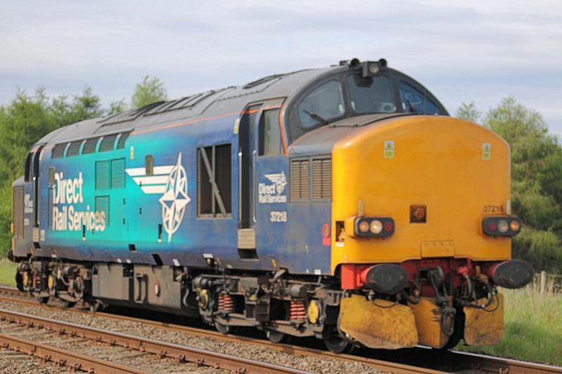 0Z18_Motherwell Tmd (Drs) to Inverness Freight Sdgs (Drs): 37218 passing Stanley Quarry
(Caught me unawares as no report on RTT for Perth) Photo of 0Z18_Motherwell Tmd (Drs) to Inverness Freight Sdgs (Drs)