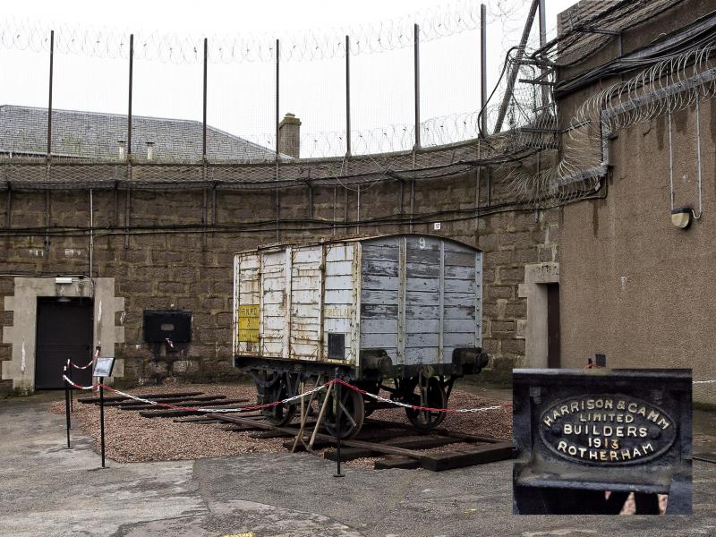 EX ADMIRALTY WAGON PETERHEAD PRISON MUSEUM 14.6.16.JPG: one way of cutting down potential for vandalism Photo of EX ADMIRALTY WAGON PETERHEAD PRISON MUSEUM 14.6.16.JPG