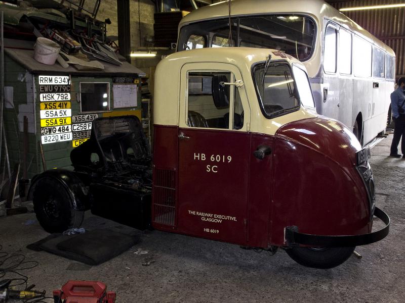 SCAMMELL SCARAB (1).jpg: this is an original railway Scammell.
first registered in 1951.
owned by the Brechin Railway Preservation Society but restored and cared for by the Angus Transport Group in Montrose Photo of SCAMMELL SCARAB (1).jpg