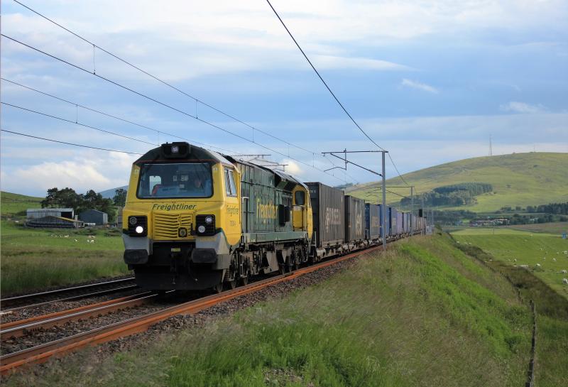 daventry-coatbridge fugly.: 70004 approaching wandel 07/07/16 on a daventry coatbridge working. Photo of daventry-coatbridge fugly.