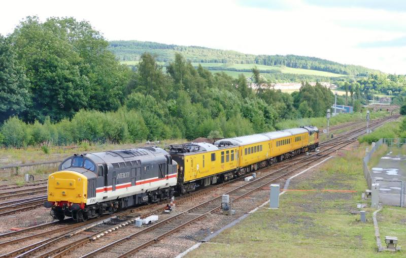 1Q79 Departing Perth : Colas Rail 37175 and Inter-City Liveried 37254 on Network Rail Test Train leaving Perth 11-7-16 Photo of 1Q79 Departing Perth