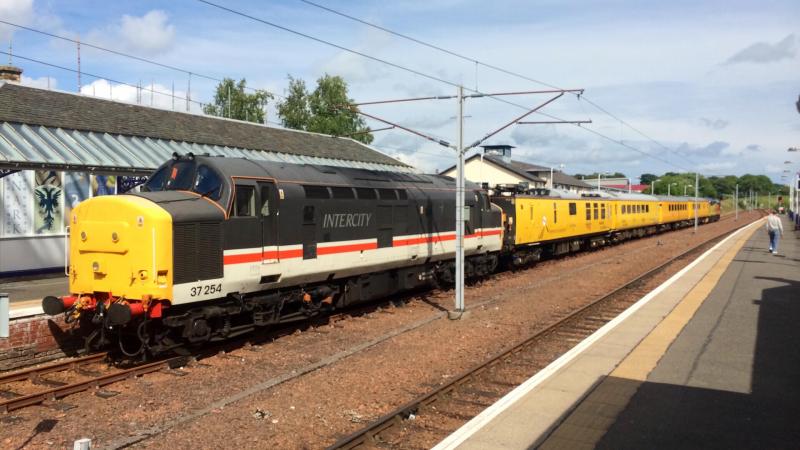 37254 37175 1Q75 070716 Lanark: Photo of 37254 37175 1Q75 070716 Lanark