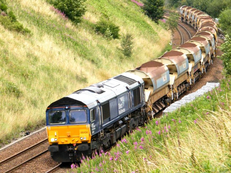 66434 with auto-ballasters @ Gleneagles - 31 July 2016: Heading south, through Gleneagles cutting, with 15 empty auto-ballasters, from Helmsdale to Mossend Photo of 66434 with auto-ballasters @ Gleneagles - 31 July 2016