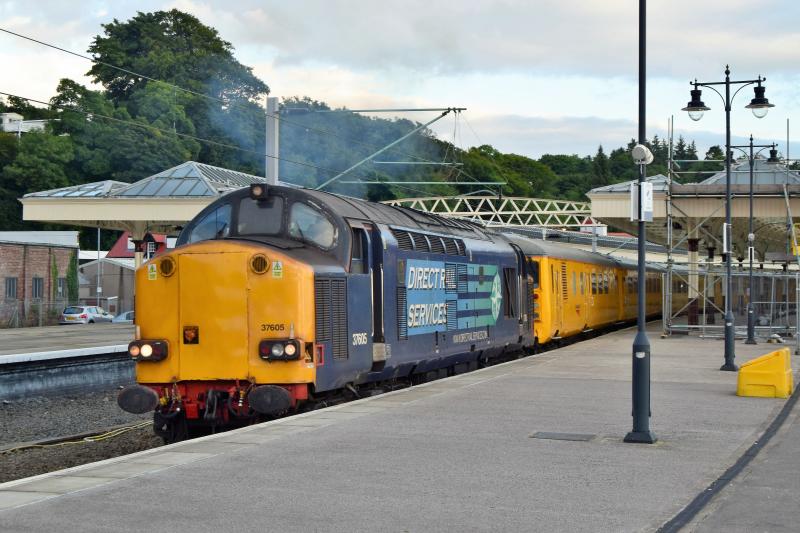 37605 at Wemyss Bay: 37605 on PLPR2 at Wemyss Bay, evening of 5 August 2016 Photo of 37605 at Wemyss Bay