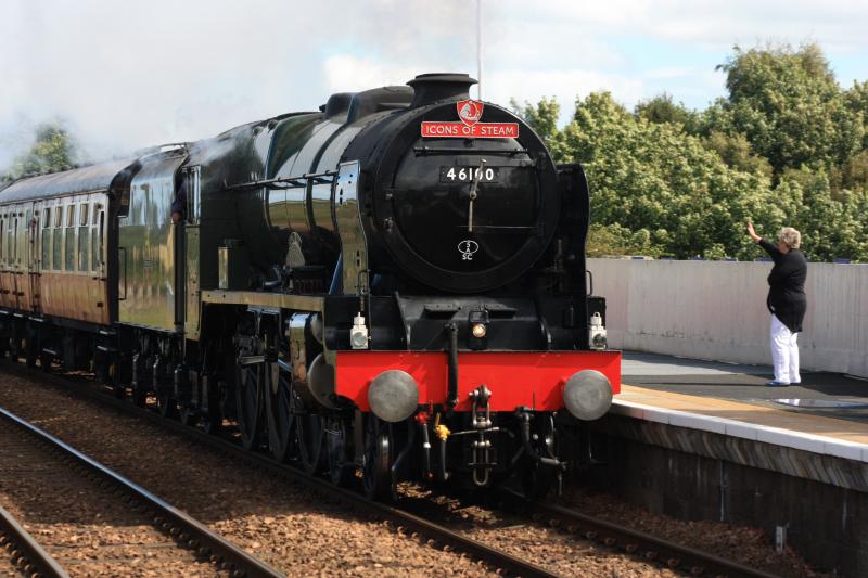 ROYAL SCOT: Icon of steam Royal Scot passes a quiet Cardenden Photo of ROYAL SCOT