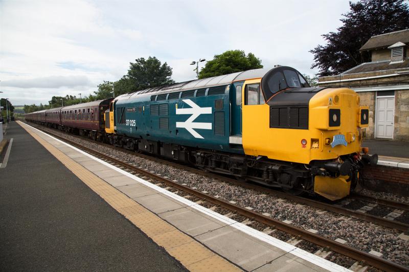 37025 on tour: 37025 slows for the signal at Ladybank on its first railtour post restoration. Photo of 37025 on tour
