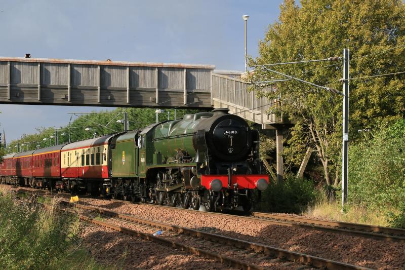 46100 at Brunstane: 46100 on 1Z24 16.46 Edinburgh to Tweedbank passing Brunstane Station on 28/08/2016, no visible smoke Photo of 46100 at Brunstane