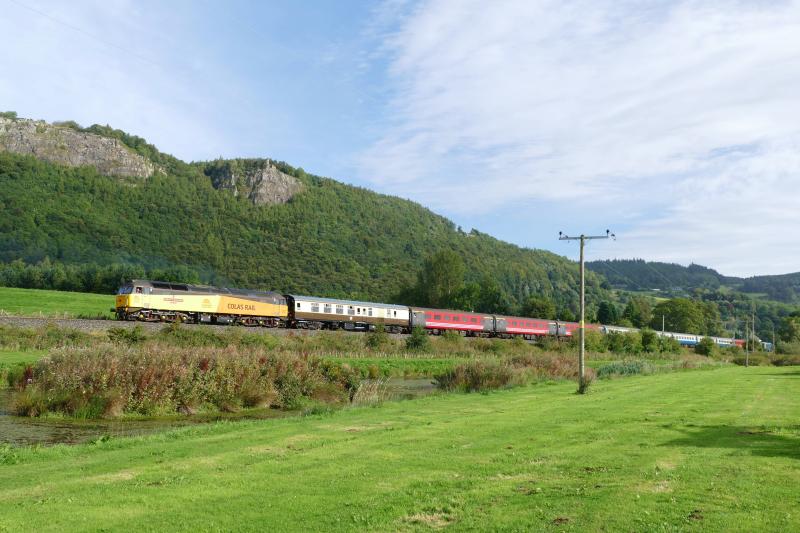 Photo of 47739 on rear of 1Z15 at Lairwell