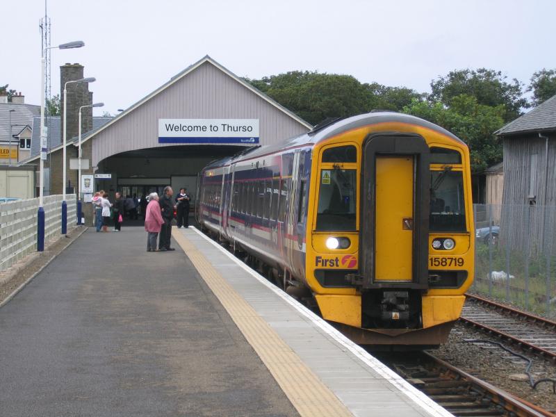 Photo of 158 at thurso highland train station