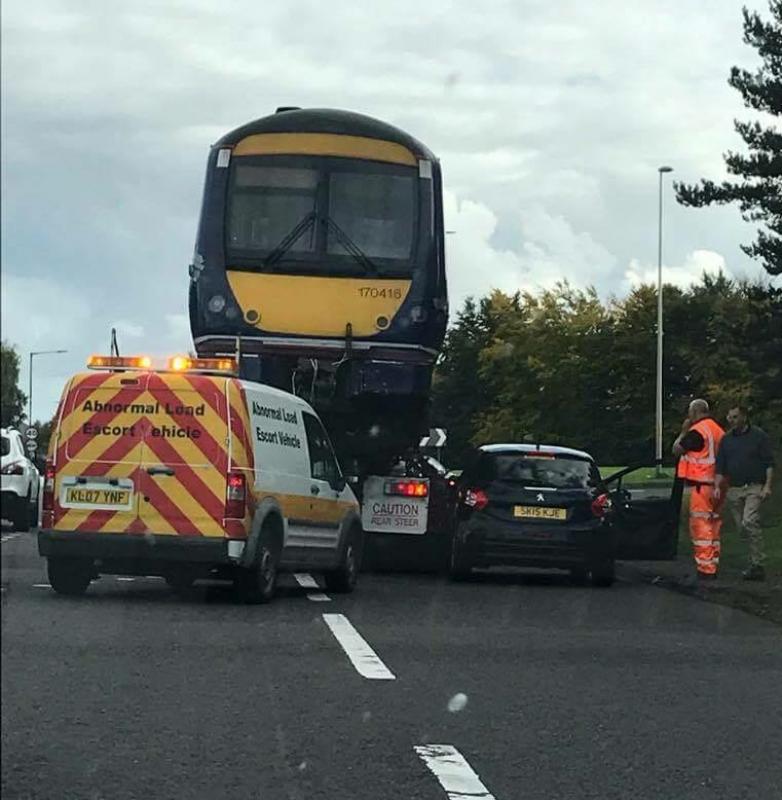 170416 RTA: 170416 and it's lowloader having some issues. Photo of 170416 RTA