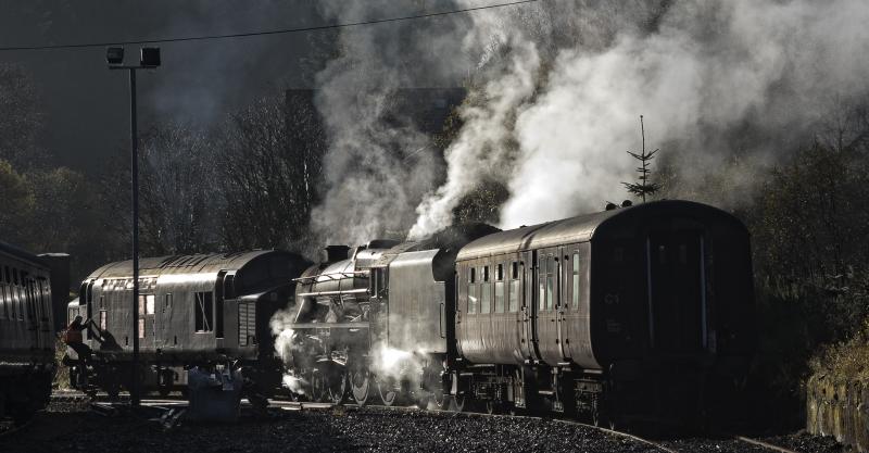 45407 AND 37518 CATCH THE MORNING SUN AT CRIANLARICH 1.11.16.jpg: Photo of 45407 AND 37518 CATCH THE MORNING SUN AT CRIANLARICH 1.11.16.jpg