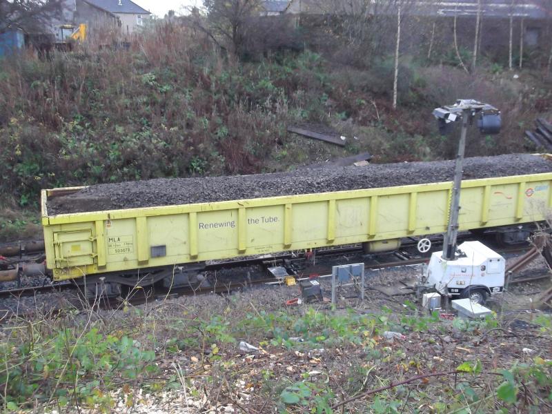 Metronet wagon: One of the wagons on 6K43 is in Metronet colours. Photo of Metronet wagon