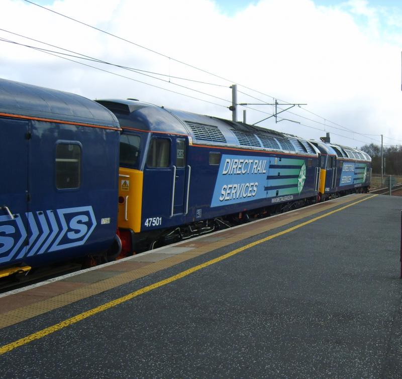 A bit of history? Awaiting departure Carstairs: Easter Highlander Stobart Pullman March 08
47501,47802 Photo of A bit of history? Awaiting departure Carstairs