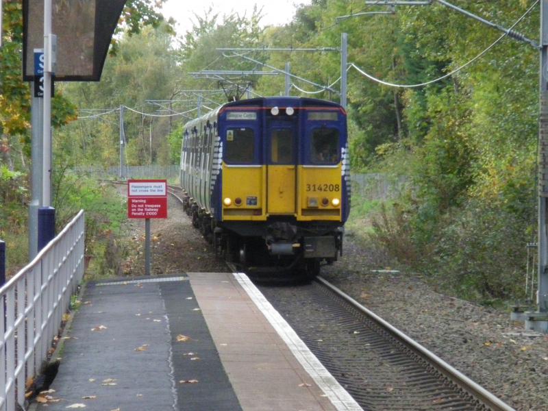 314208 Crookston: Heading back into Glasgow Central from Paisley Canal 24th October 2016 Photo of 314208 Crookston