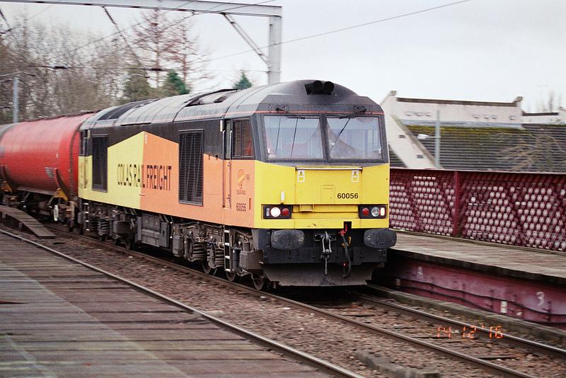 60056 passing Coatbridge Central: 0832 Dalston Oil Terminal to Grangemouth Ineos 14 December 2016 Photo of 60056 passing Coatbridge Central