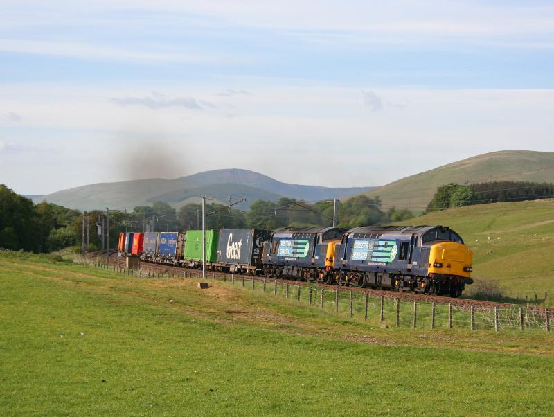 37611 37059 4M82 030610 Abington: Double DRS 37's on boxes depart Abington Photo of 37611 37059 4M82 030610 Abington