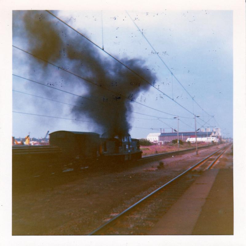 The only one : My only photo of a Clayton- in suitable mode D8502 at Cardonald in August 1970 with S101 trip from Shieldhall to General Terminus. Photo of The only one