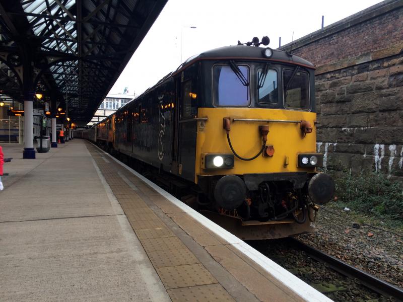 image.jpeg: Caledonian sleeper at Dundee 21/1/17 Photo of image.jpeg