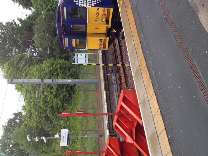 314204 at Larkhall: 314204 seen at Larkhall on an extended Newton service back in 2015. Can't remember the exact date! Photo of 314204 at Larkhall