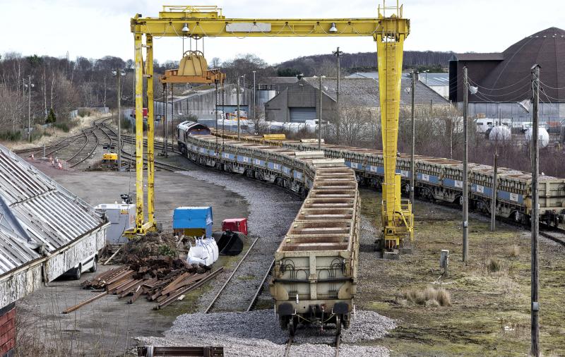 66127 ELGIN YARD 19.3.17.jpg: Photo of 66127 ELGIN YARD 19.3.17.jpg