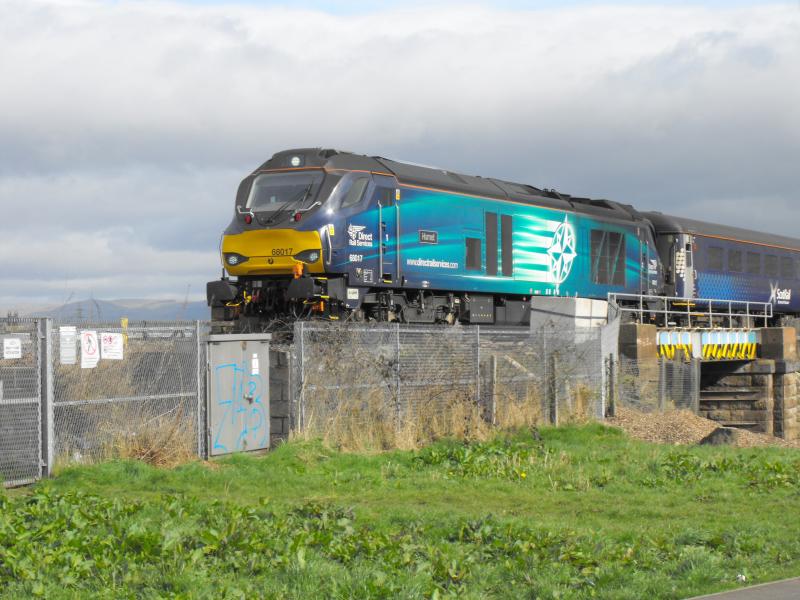 Photo of 68017 this morning on Edinburgh to Motherwell ecs