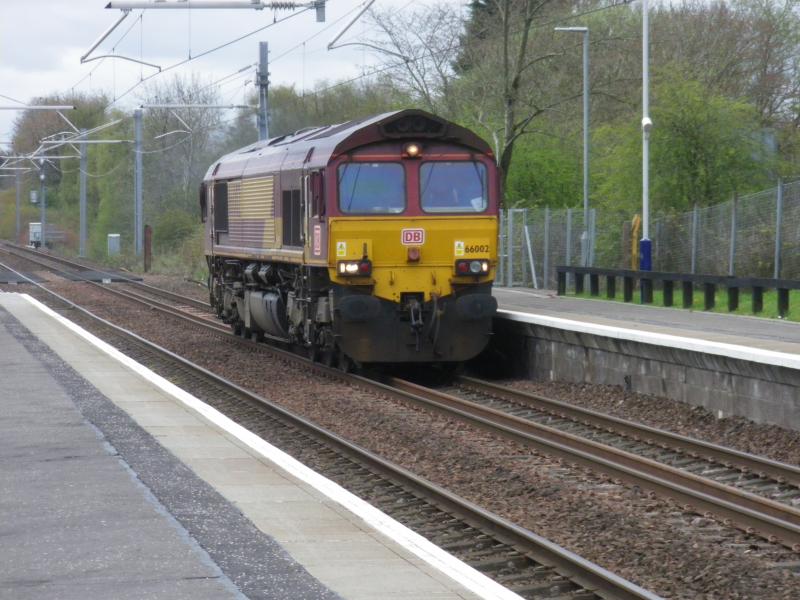 66002 Greenfaulds: Running light engine from Mossend to Grangemouth 14/04/17. Photo of 66002 Greenfaulds