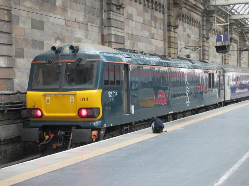 Photo of Sleeper arrival Glasgow Central 20 April 2017