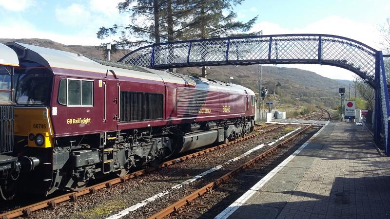 Royal Scotsman - Strathcarron: 1H80 Keith Branch Platform to Kyle 25th April 2017 at Strathcarron station Photo of Royal Scotsman - Strathcarron