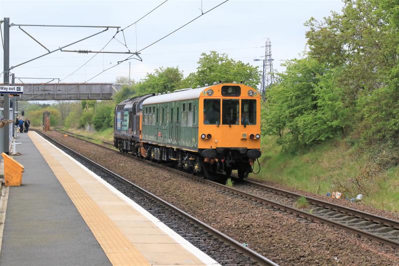 Caroline on 5Z02: Caroline leads 37409 on 5Z02 08.56 Motherwell Tmd to Edinburgh passing Brunstane 0n 04/05/2017 Photo of Caroline on 5Z02