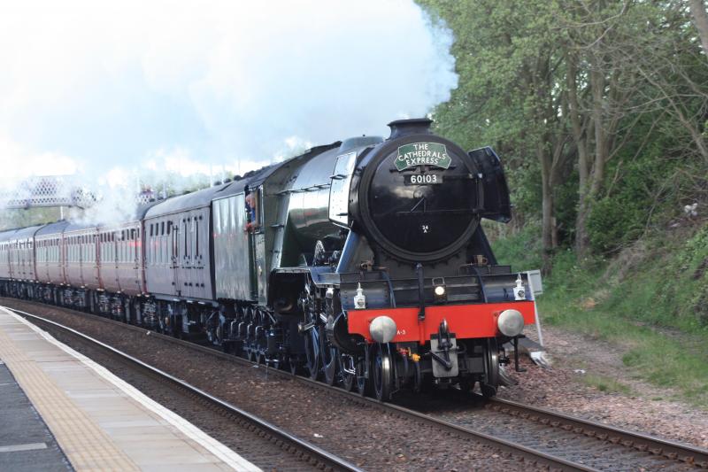 Photo of Evening Cathedrals Express at Cardenden