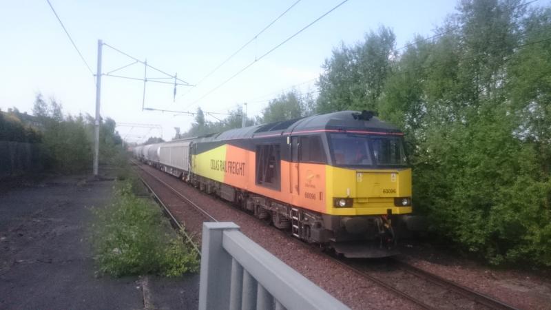 60096 Coatbridge Central: 60096 passing through Coatbridge Central with an Inverness to Oxwellmains service. (11.05.17) Photo of 60096 Coatbridge Central