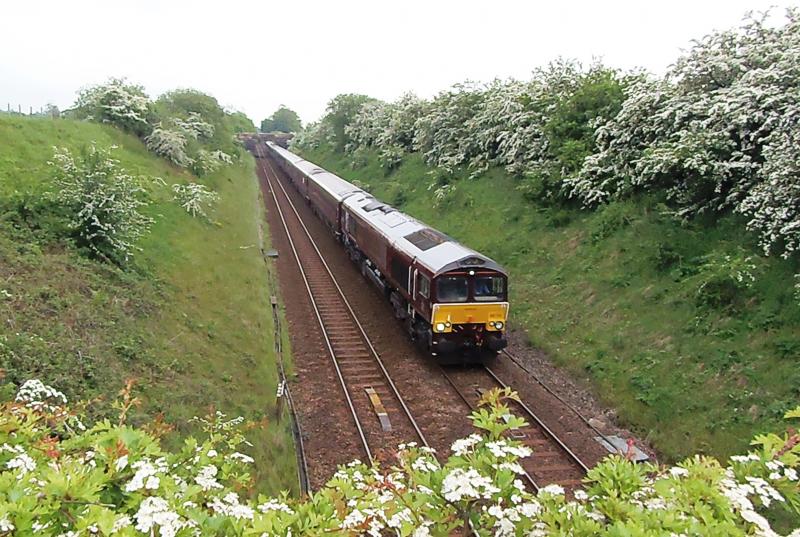 1Z60 London Vic to Garelochhead 66743: 10 hrs into its winding journey via the Settle- Carlisle and the GSW, Royal Scotsman liveried 66743 approaches Lugton at 18 35 hrs Right on time Photo of 1Z60 London Vic to Garelochhead 66743